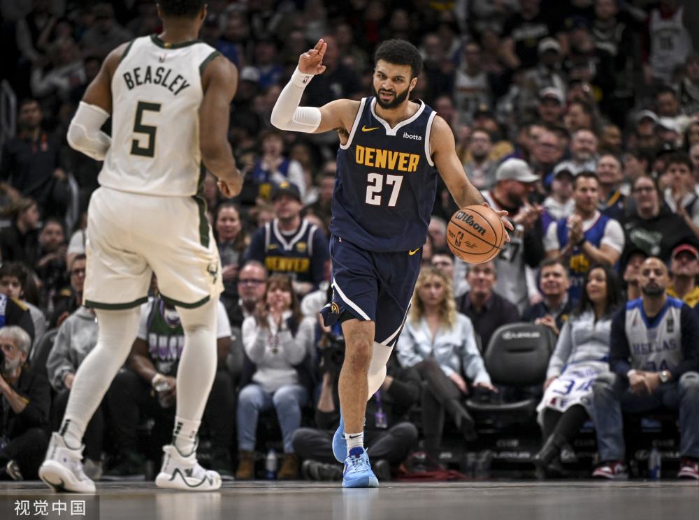 他们在场上 他们在场上