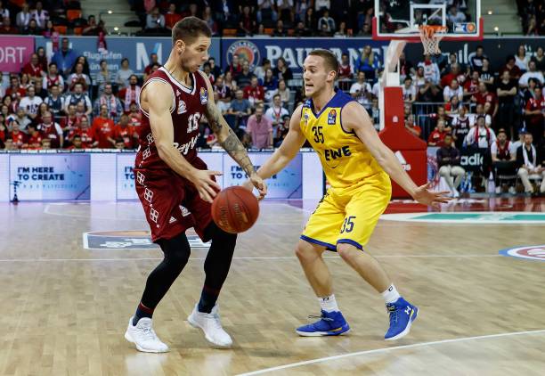 并展现出了 并展现出了