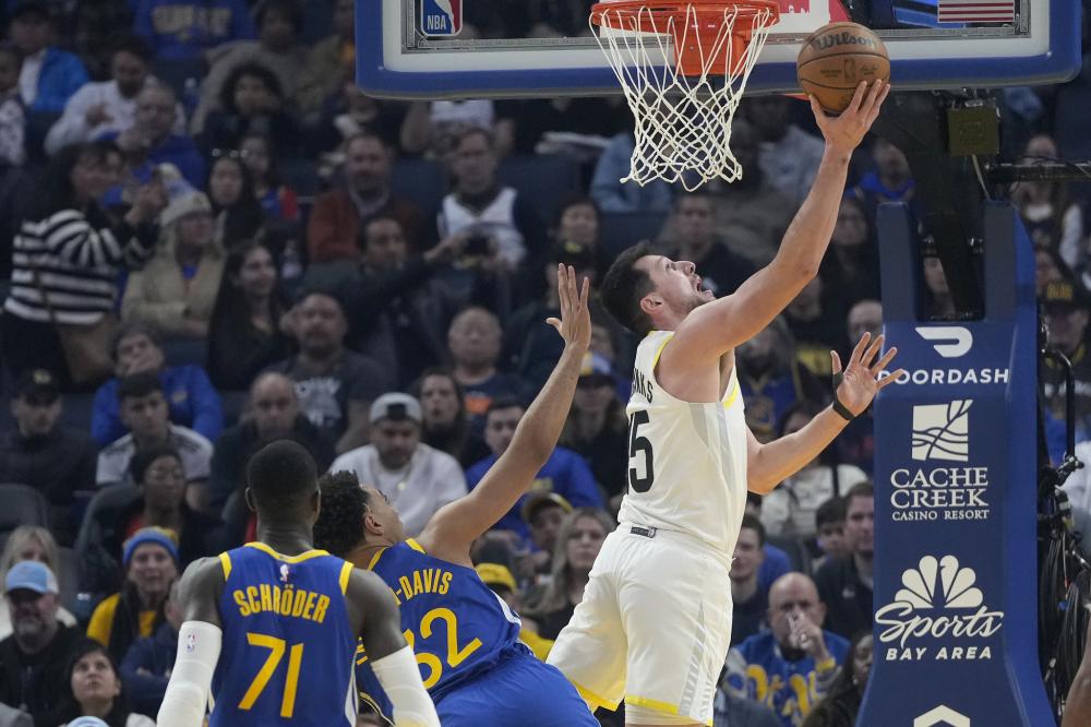 表现抢眼 表现抢眼