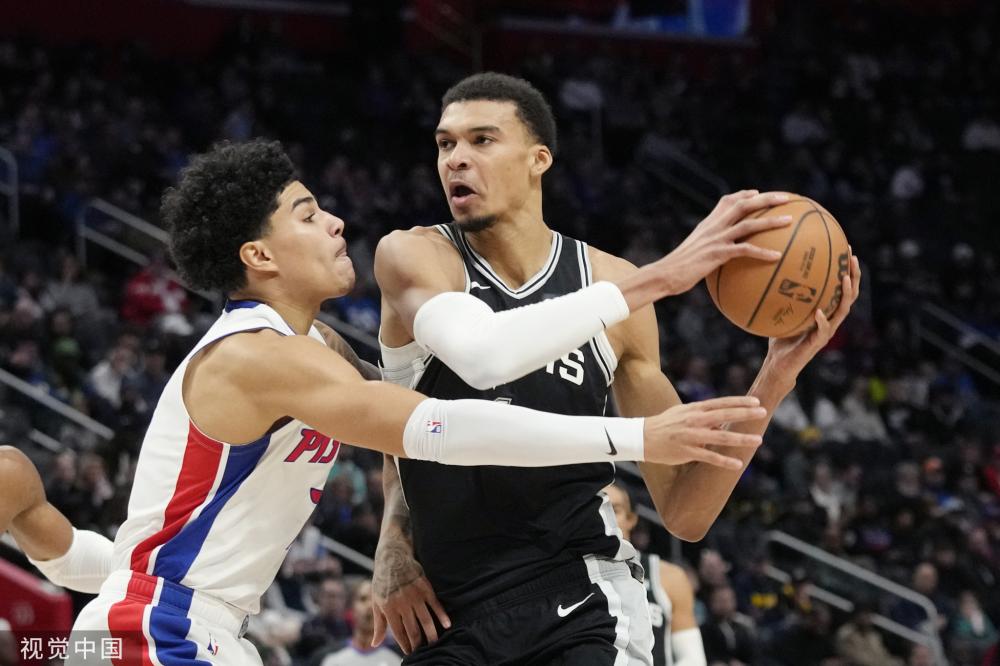 相比之下 相比之下